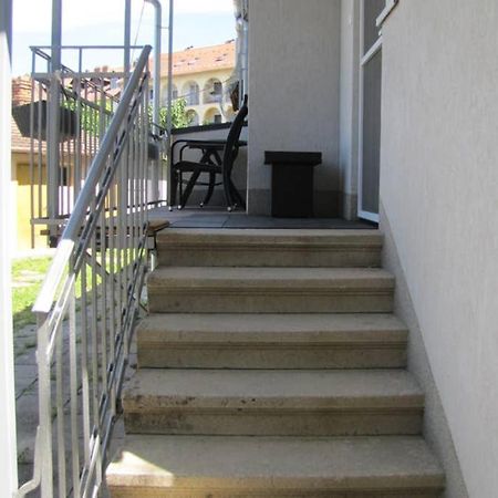Mm Apartman Сегед Экстерьер фото